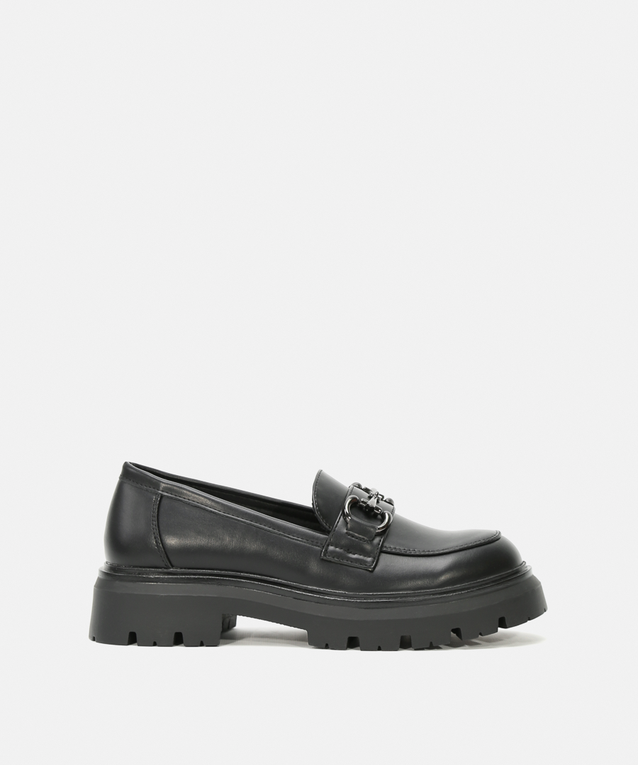 Mocassins detalhe corrente image number null